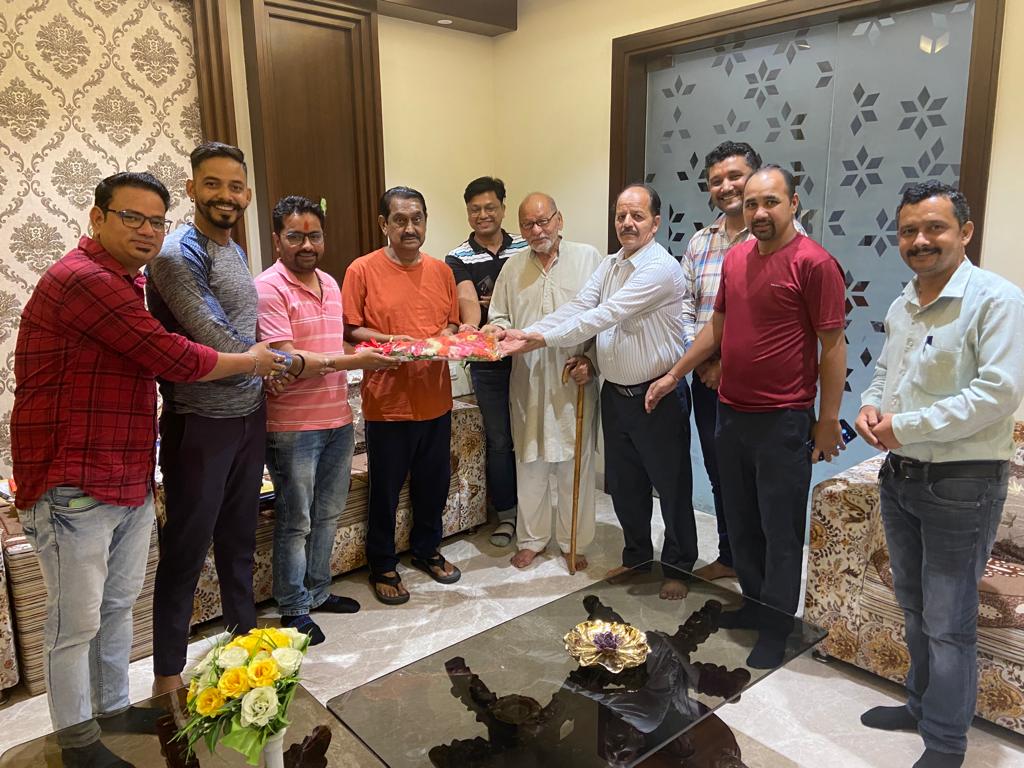 किच्छा विधायक तिलक राज बेहड़ से की उत्तरांचल संगम के पदाधिकारी ने मुलाकात, उत्तरांचल संगम एवं पंतनगर की समस्याओं से करवाया अवगत,किच्छा विधायक ने  दिया समाधान का दिया आश्वासन,