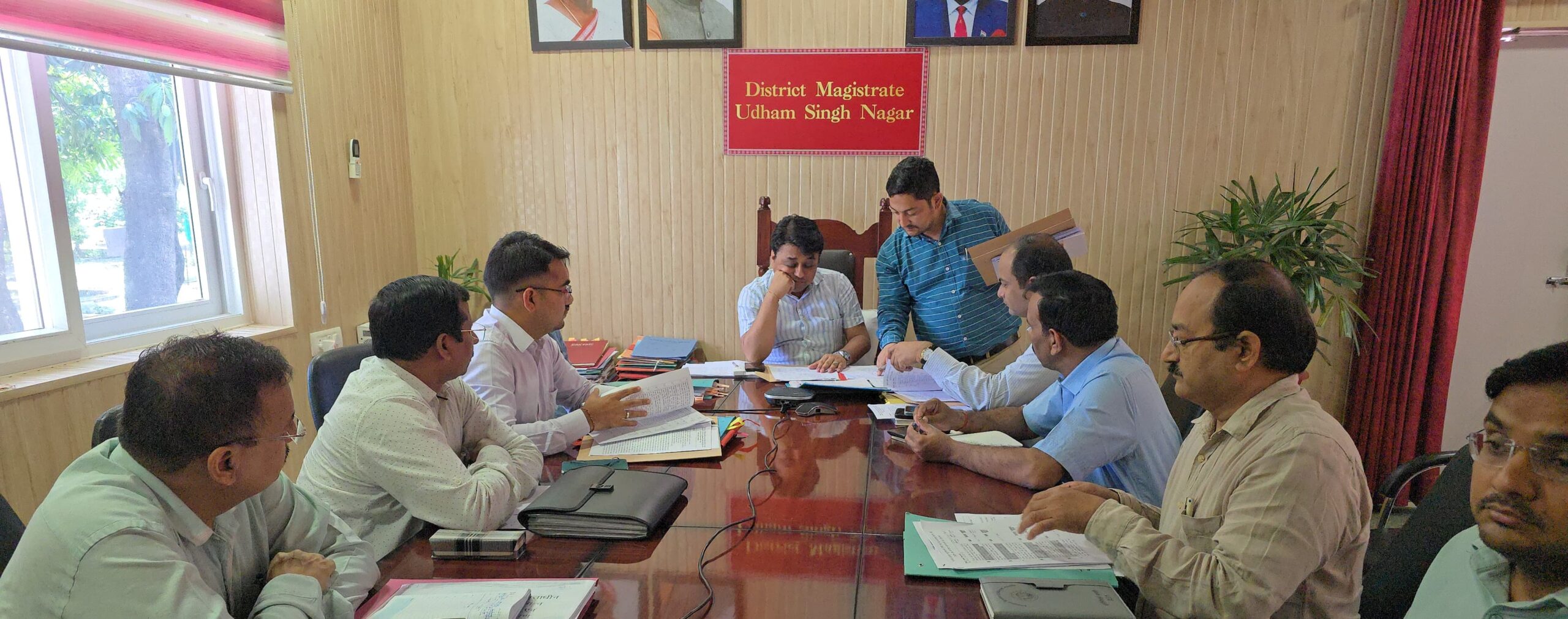 मानसून पूर्व तैयारियों को लेकर जिलाधिकारी ने दी सख्त हिदायतें, जनजातीय योजनाओं की भी गहन समीक्षा