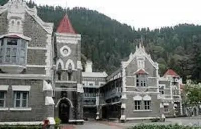 नै नीताल । उत्तराखंड हाईकोर्ट ने राज्य चुनाव आयोग की ओर से पंचायत चुनाव के लिए जारी वोटर लिस्ट के सम्बन्ध में पूर्व में जिलाधिकारी देहरादून की ओर से गठित जांच कमेटी को निर्देशित किया है।