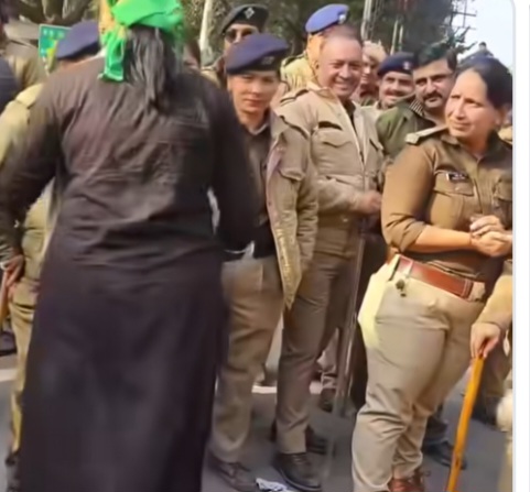 मिशन 2027 की पृष्ठभूमि में सख्त कार्रवाई, भाजपा को मिल सकता है राजनीतिक लाभहल्द्वानी में व्लॉगर ज्योति अधिकारी के खिलाफ कुमाऊं मंडल के तीन जिलों में दर्ज सात नए मुकदमों